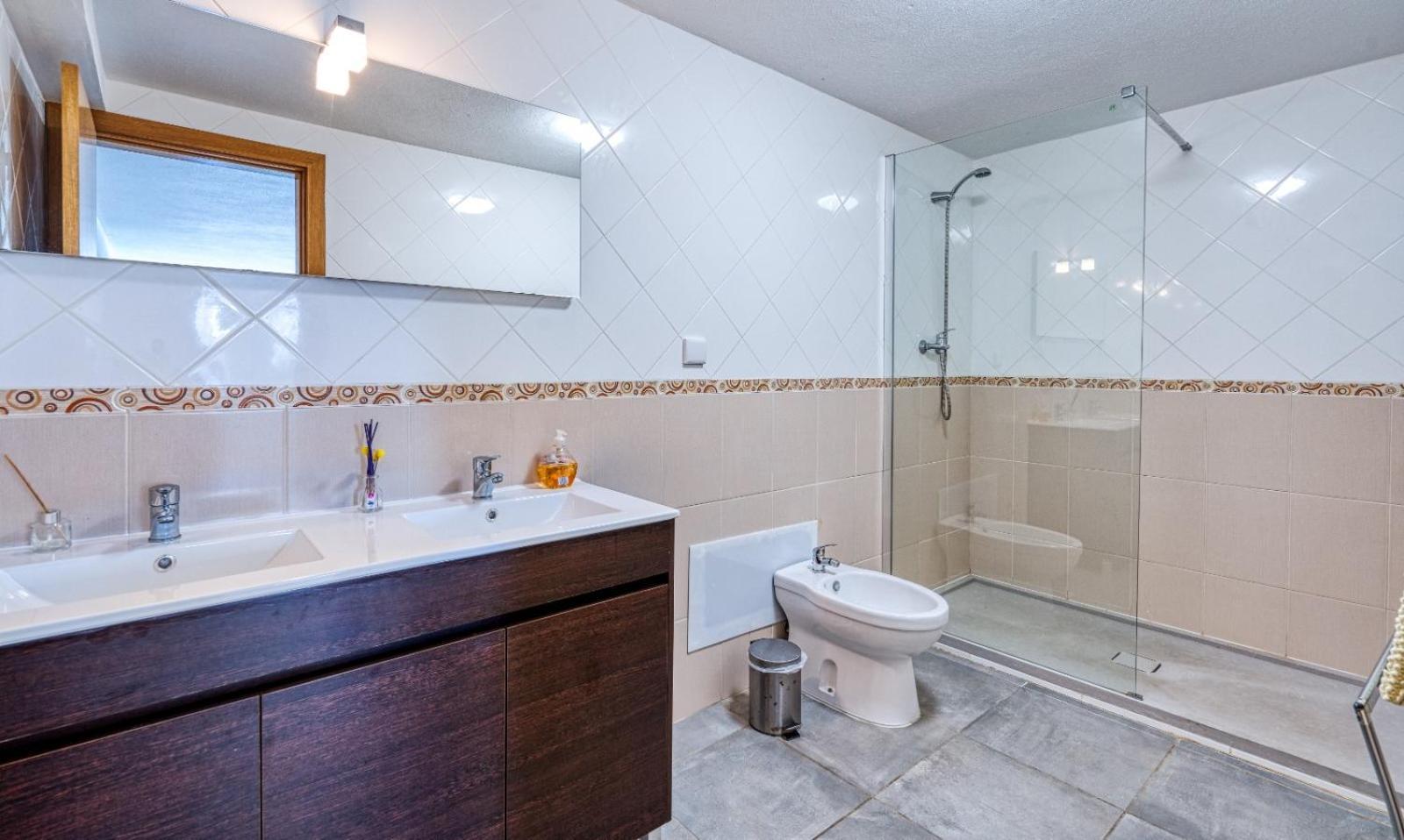 Full Private 300Sqm Villa Jacuzzi Heated Pool Ideal & Quiet Location Albufeira Exterior photo